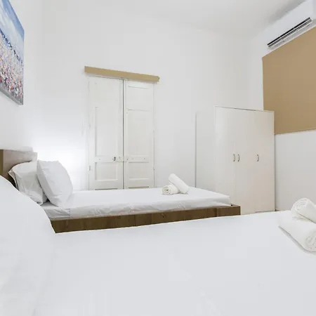 Family Apartment-hosted By Sweetstay