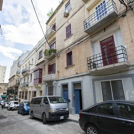 Family Apartment-hosted By Sweetstay Sliema